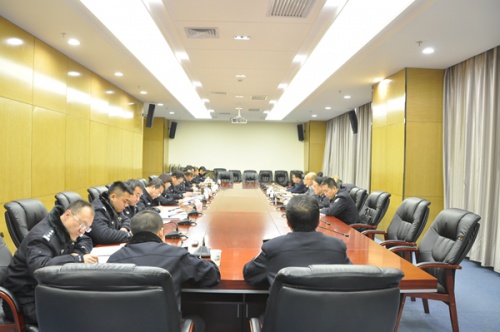 甘肃警察职业学院召开2017年度民主生活会