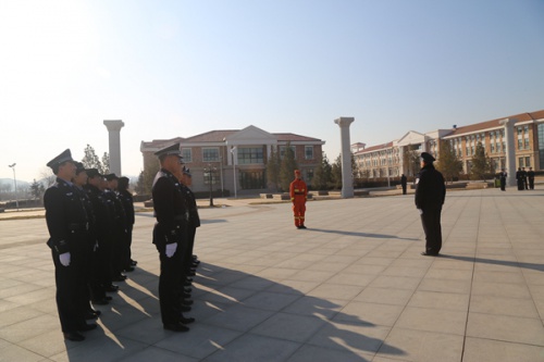 甘肃警察职业学院认真落实 “一支部一教官”和“每日一练”制度积极开展队列体能训练