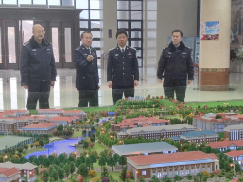 南京森林警察學院信息技術學院王新猛院長來我院考察交流