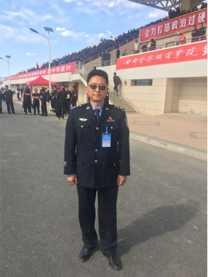 德才兼备文武全，身心和谐技为先 ----学院警务技能训练部主任，运动会总裁判张飞虎专访