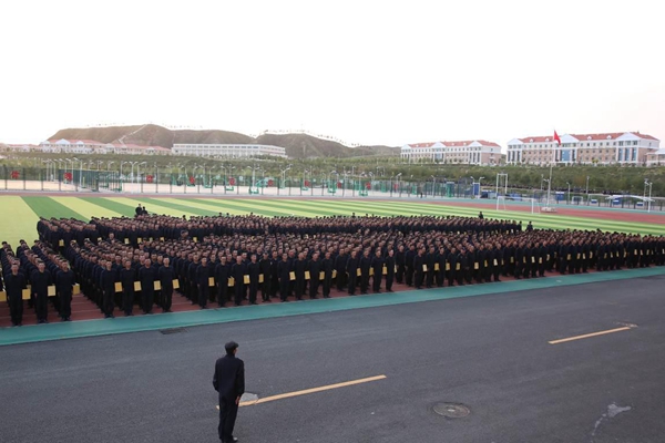 院团委举办“观励志影片，做合格学警”观影活动