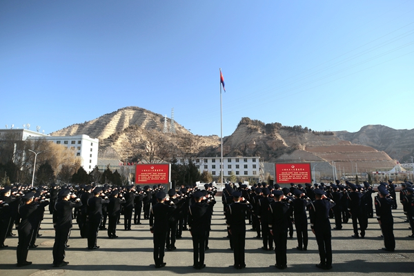 学校举办第六个中国人民警察节系列庆祝活动‌