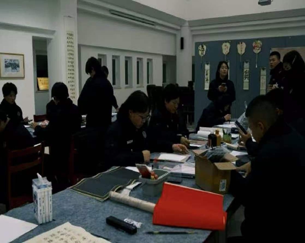 学校开展“深入学习全国两会精神·礼赞 新时代文明”书画展览活动