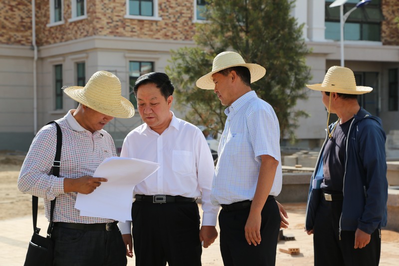白瑞庆常务副厅长检查指导魏家庄校区建设