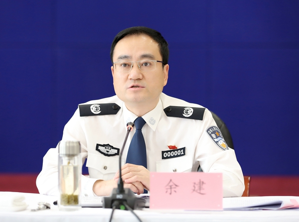 甘肃警察职业学院校长图片