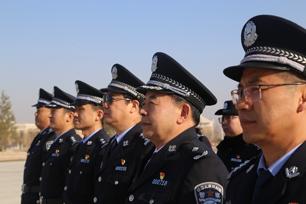 甘肃警察职业学院制服图片