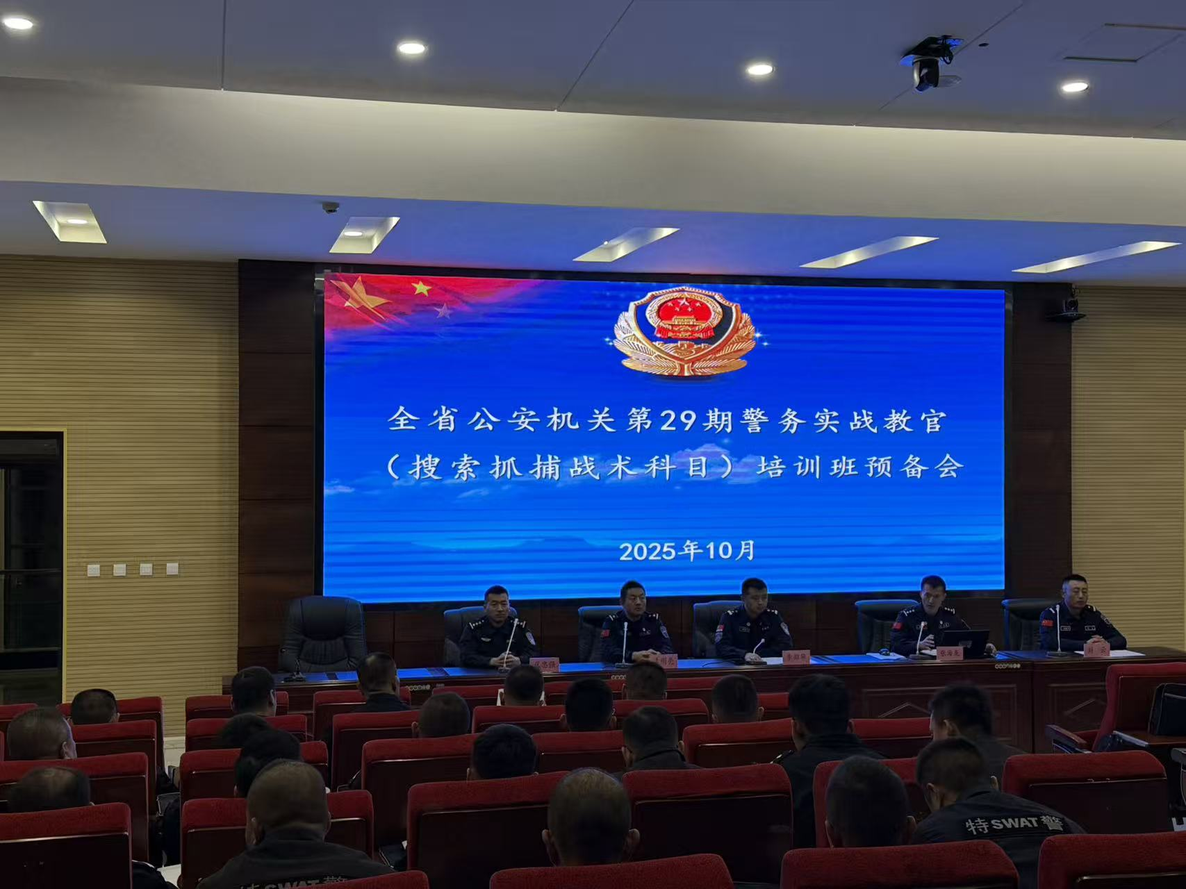 1762478425618237.png 图片2.png