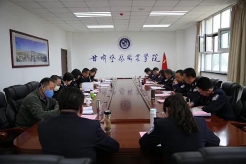 学院召开专业建设指导委员会会议