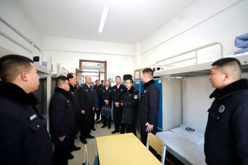 学院领导督导检查新学期开学工作