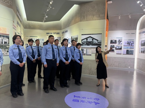 互学互鉴促提升 精进讲解强服务——学校组织讲解员团队赴西北师范大学博物馆参观学习