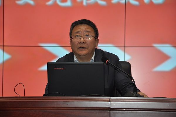 1504766851661613.jpg 陈永胜教授作治国理政讲座.JPG