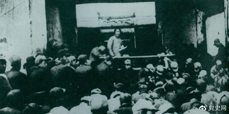 1935年12月27日,毛泽东在陕北瓦窑堡党的活动分子会议上作《论反对日本帝国主义的策略》报告。