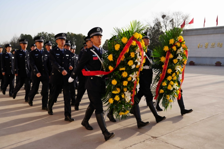 1712196640102596.jpg 图片2.jpg